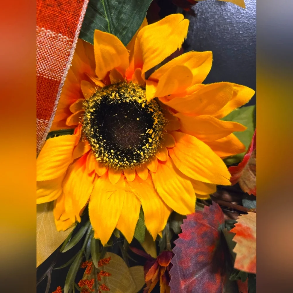 NWT Autumn Sunflower Wreath with Plaid Bow